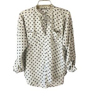 SHIRT - Women's Abercrombie & Fitch Blue and White Patterned Blouse. Size Small.
